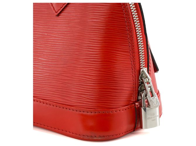 LOUIS VUITTON - Borsa a Spalla Alma BB Louis Vuitton in Pelle Epi Rossa Rosso - vista 6