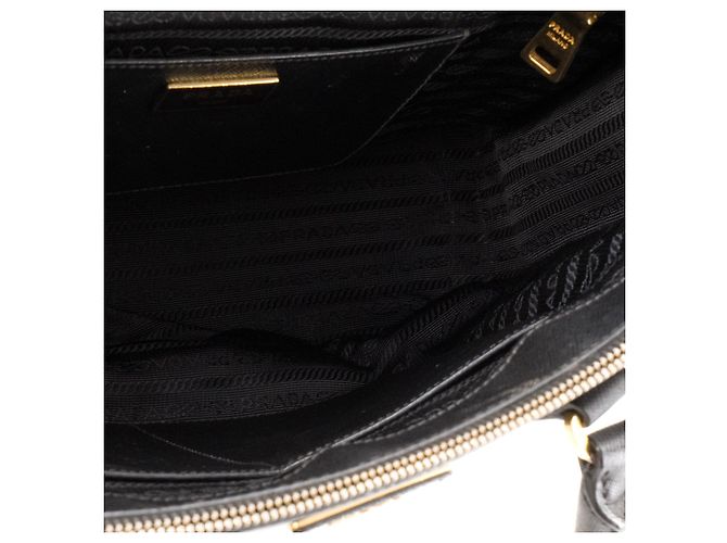 PRADA - Borsa Galleria Prada in pelle granulata nera Nero - vista 9