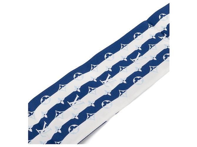 LOUIS VUITTON - Foulard in seta Parasol Louis Vuitton in seta blu e bianca - vista 3
