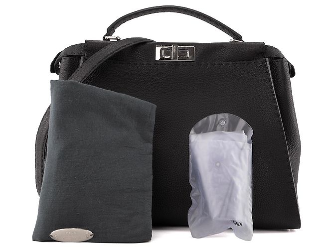 FENDI - Bolsa Peekaboo Fendi em couro granulado preto - vista 11