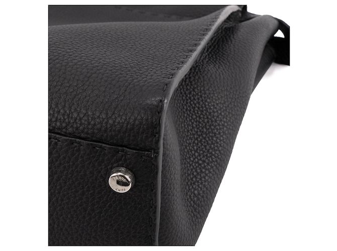 FENDI - Bolsa Peekaboo Fendi em couro granulado preto - vista 7