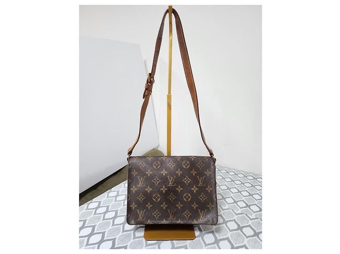 Borsa Musette Tango in tela Monogram Louis Vuitton Marrone - vista 16