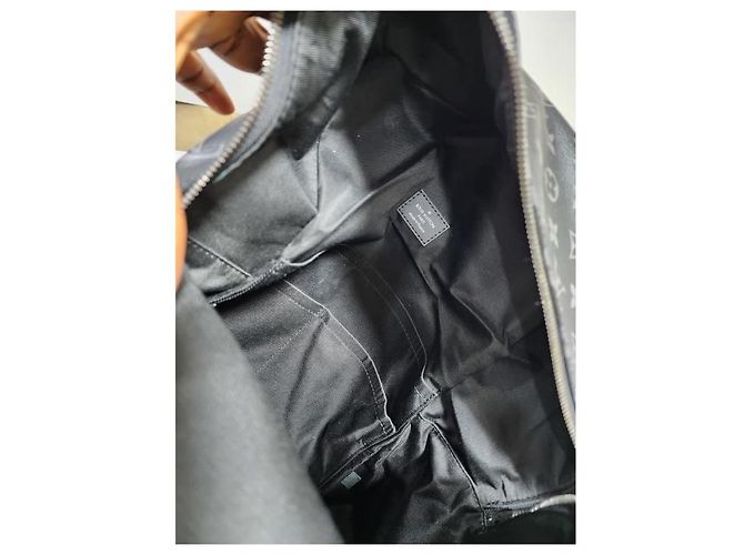 Discovery Rucksack aus Monogram Eclipse Canvas von Louis Vuitton Schwarz Grau - Ansicht 11