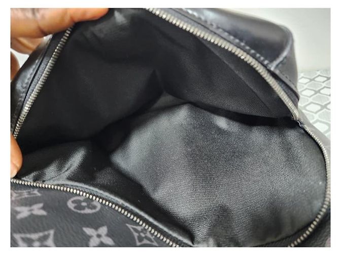 Discovery Rucksack aus Monogram Eclipse Canvas von Louis Vuitton Schwarz Grau - Ansicht 6