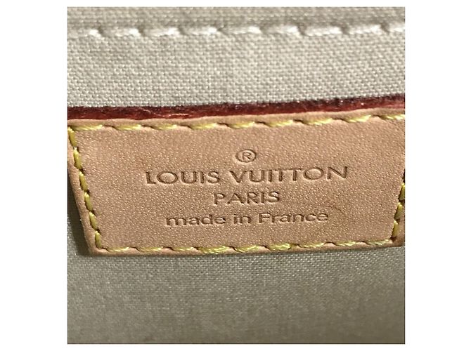 Borsa a tracolla con pattina Bellflower PM in Monogram Vernis Louis Vuitton Giallo - vista 12