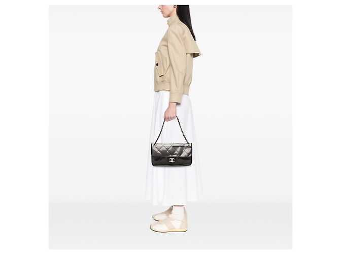 Chanel Flap Nudo in PVC Nero Cucito e Pelle di Vitello - vista 12