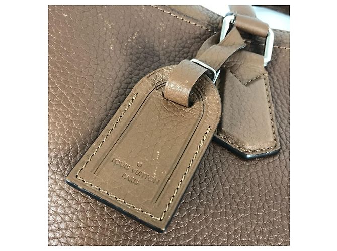 Borsa Armando PM M53489 di Louis Vuitton Marrone - vista 13