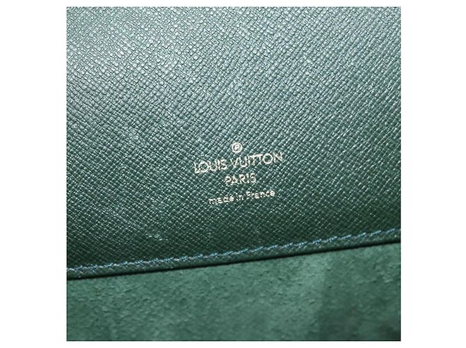 Borsa Kourad in pelle Taiga Louis Vuitton Verde - vista 6
