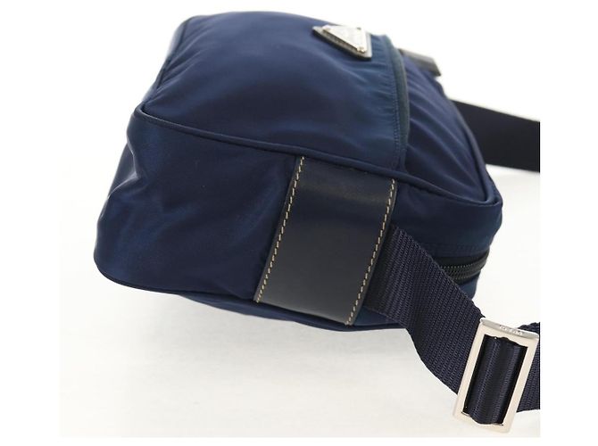Borsa a tracolla Prada con tasca frontale Tessuto piccola Blu navy - vista 4