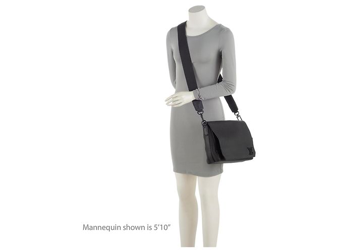 Mensageiro Takeoff Aerogram em Couro de Bezerro Louis Vuitton Preto - vista 5