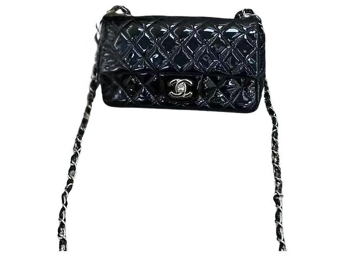 Bolso rectangular clásico mini Chanel en piel de charol negra Negro - vista 8