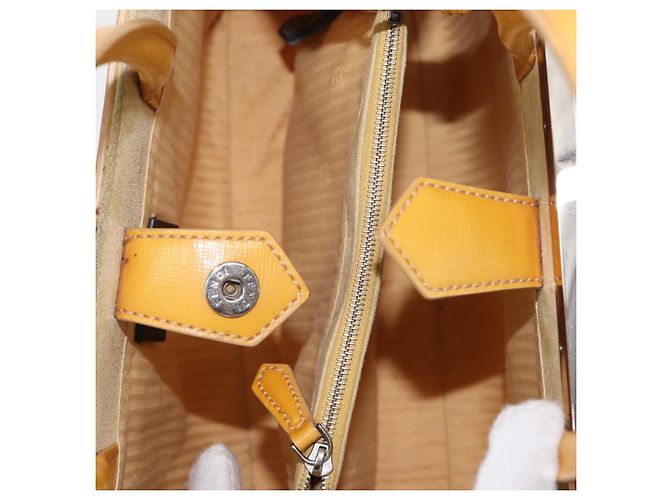 2 Jours Fendi 2Jours Leather Medium Giallo - vista 5