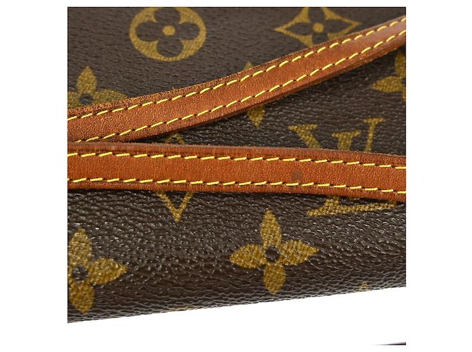 Borsa a mano doppia Louis Vuitton in tela Monogram PM Marrone - vista 7