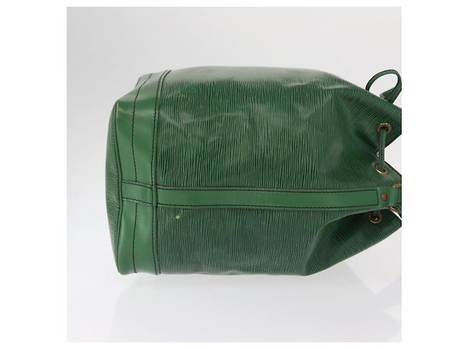 Noe Borsa Noé Louis Vuitton in pelle Epi grande Verde - vista 3