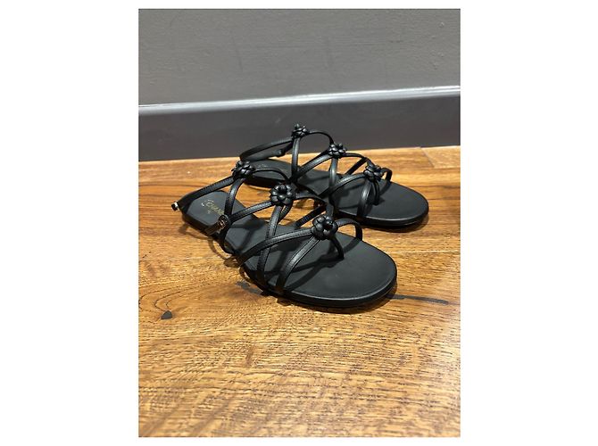 Sandali piccoli in pelle nera Camelia di Chanel 39 Nero - vista 2