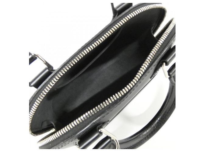 Borsa Alma BB in Epi di Louis Vuitton Nero - vista 10