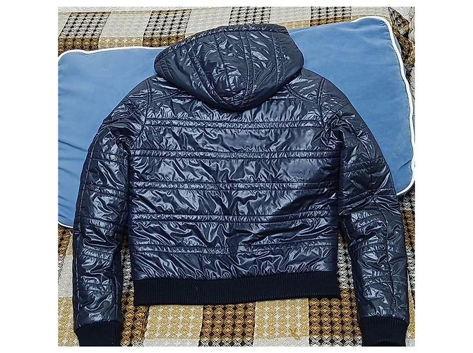 Increíble Chaqueta Bomber con Capucha de la Colección Deportiva Rara de Chanel Negro - vista 2