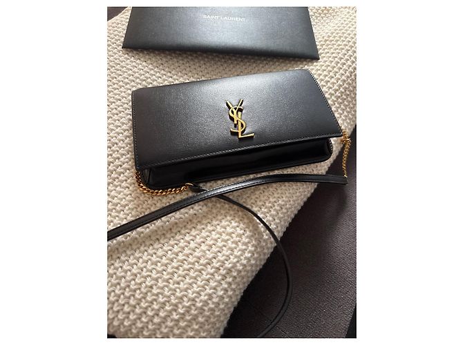 Saint Laurent Cassandre piccola borsa a mano in pelle nera Nero - vista 2
