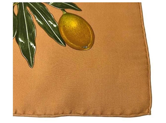 Bufanda Hermès Carré 90 Beige Naranja - vista 6