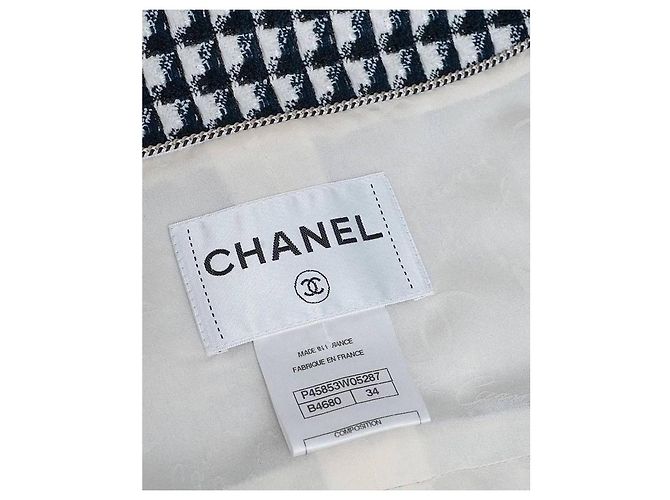Increíble chaqueta cropped de pasarela Chanel con botones de perla Multicolor - vista 4