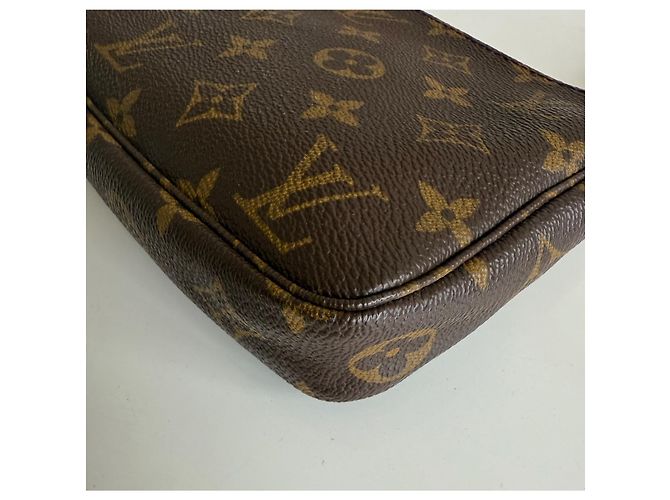 Louis Vuitton Pochette Accessoires Monogram Marrone - vista 5
