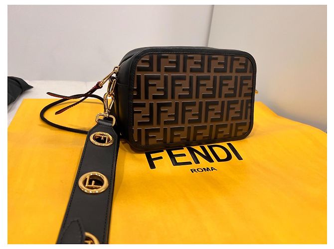Borsa a tracolla Fendi FF in pelle marrone e nera Nero - vista 3