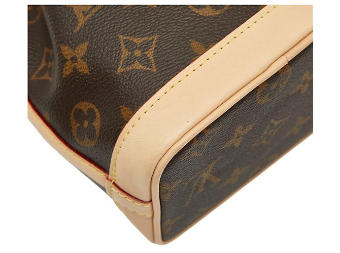 Noe Borsa Nano Noé Animogram Louis Vuitton x Sun Yitian Marrone Rosa - vista 7