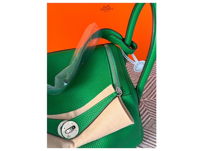 Hermès Lindy 26 in verde Bambù (con timbro W) Verde scuro - vista 3