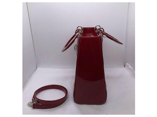 Christian Dior Grande borsa Lady Dior in pelle verniciata rossa - vista 3