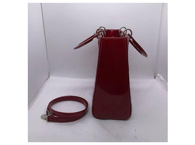 Christian Dior Grande borsa Lady Dior in pelle verniciata rossa - vista 4