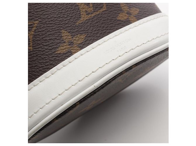 Borsa a mano Nano Bucket Louis Vuitton Marrone Bianco - vista 5