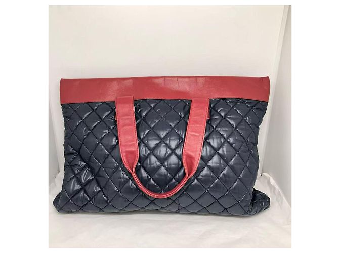 Borsa tote Chanel Coco Cocoon in nylon trapuntato blu - vista 2