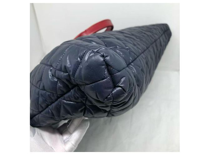 Borsa tote Chanel Coco Cocoon in nylon trapuntato blu - vista 4