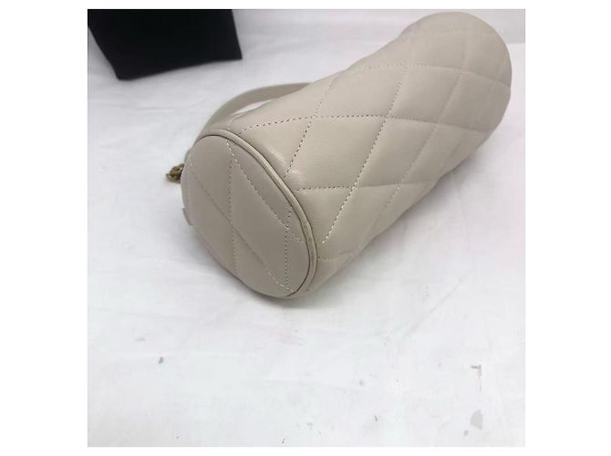 Saint Laurent Mini-Lammleder Sade Röhrenhandtasche Weiß - Ansicht 3