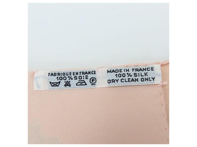 Hermès Le Timbalier Carré 90 Sciarpa Rosa Multicolore - vista 9