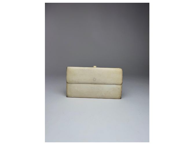 Vintage Chanel Leather Wallet White - view 12