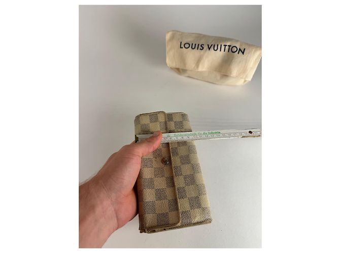 Vintage Louis Vuitton Damier Monogram Leather wallet white grey - view 10