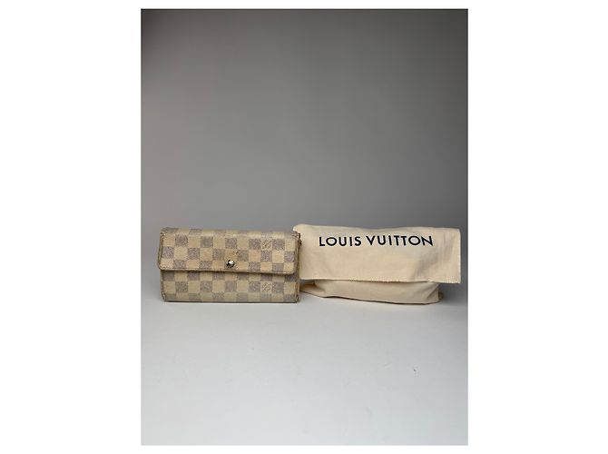 Vintage Louis Vuitton Damier Monogram Leather wallet white grey - view 11