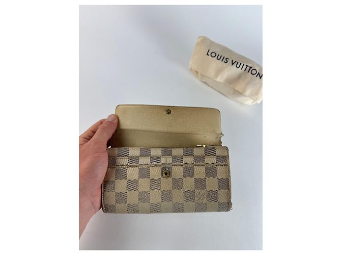 Vintage Louis Vuitton Damier Monogram Leather wallet white grey - view 6
