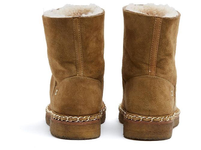 Botines Chanel de 2 tonos EU36 Clásicos 2 tonos Coco Neige Suede Chain Boots UK3.5 US6 Negro Beige - vista 4