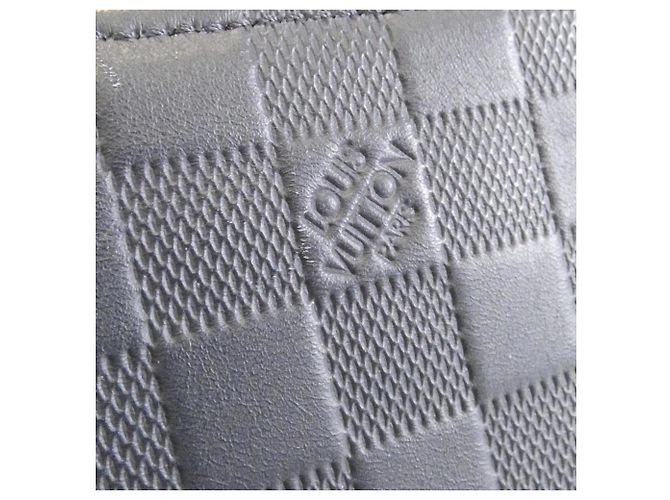 Messenger PM Discovery Damier Infini Louis Vuitton Nero - vista 4