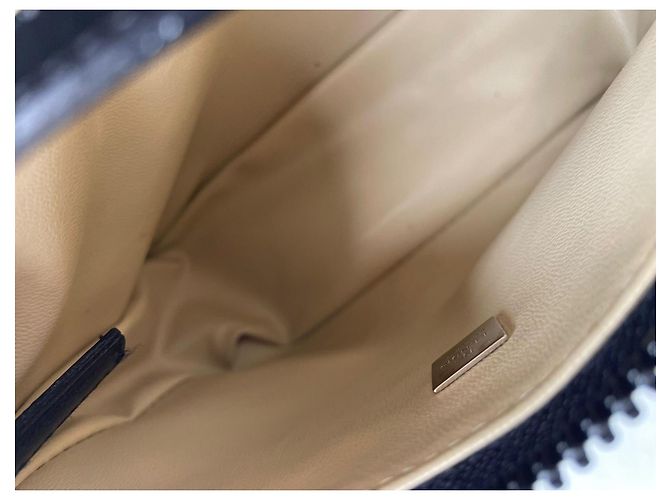 Borsa Fendi Baguette Mini Nera in Tessuto Nero - vista 11