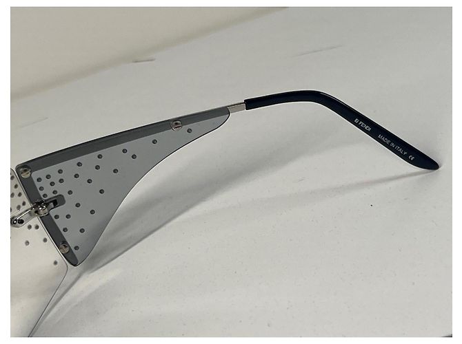 Fendi Sonnenbrille aus Acryl - Ansicht 8