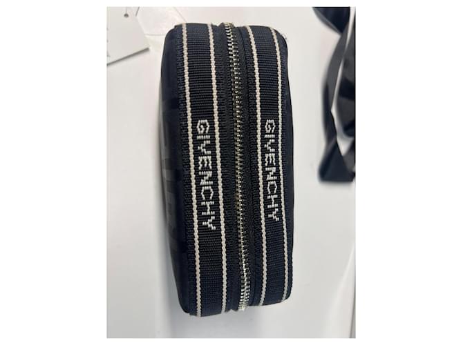 Pochette Givenchy - vista 5