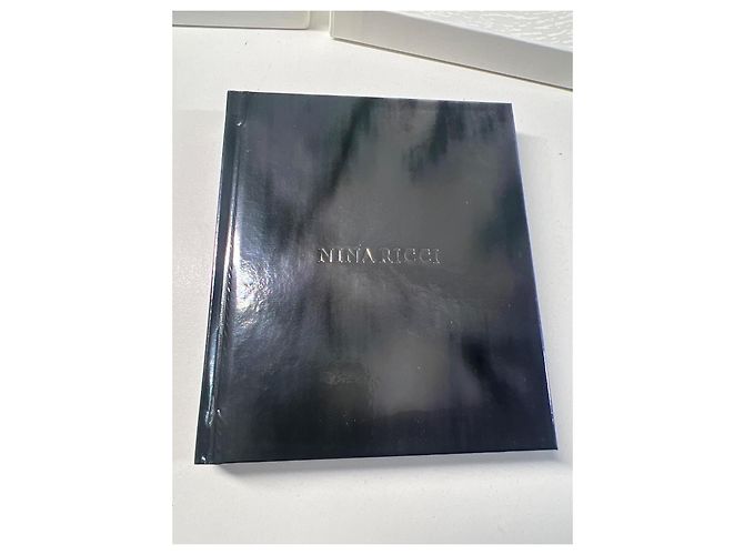 Nina Ricci Kleines Papiernotizbuch - Ansicht 3