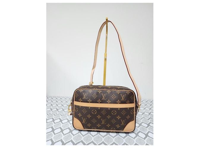 Borsa Trocadero 27 in tela Monogram Louis Vuitton Marrone Beige - vista 13