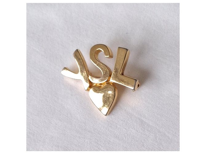 Spilla Yves Saint Laurent Cuore con Monogramma Oro D'oro Gold hardware - vista 5