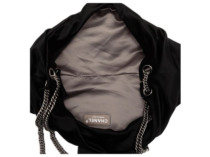 Borsa a Spalla Mademoiselle in Satin Nero Medio con Fiocco Chanel - vista 4