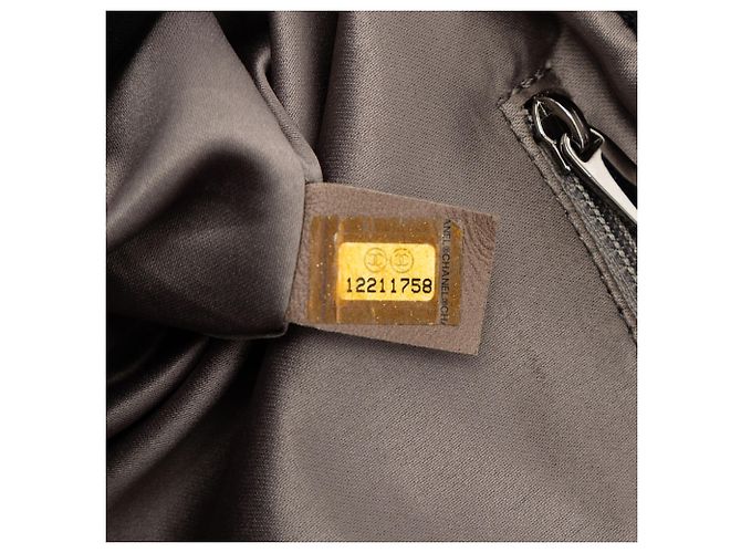 Borsa a Spalla Mademoiselle in Satin Nero Medio con Fiocco Chanel - vista 6