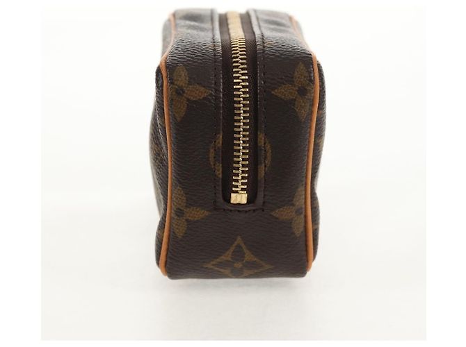 Pochete Wapity em Canvas Monogram Louis Vuitton Marrom - vista 3